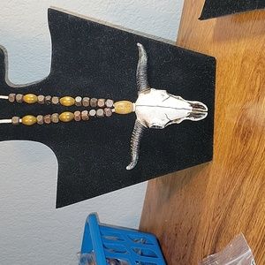 Lytle barn Texan Skull necklace